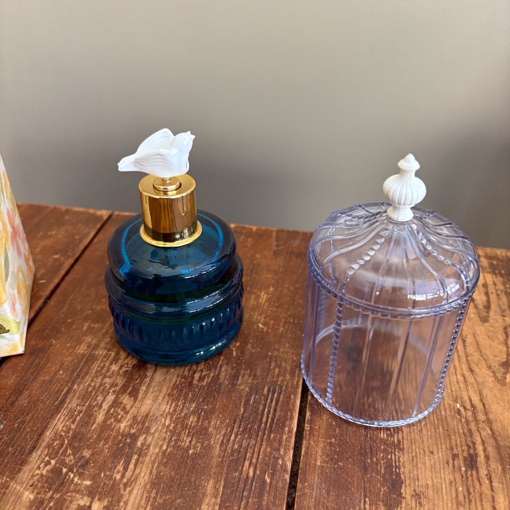 💚Avon Vintage Song of Love Birdcage Decanter - Picture 2 of 4